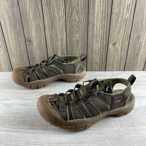 Keen Men's Newport H2 Closed Toe Water Sandals Tan Olive Green 1025999 Size: 8.5